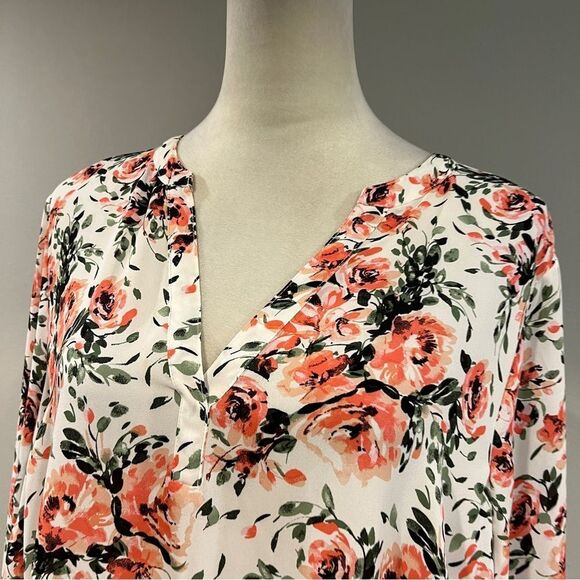 Torrid Floral long sleeve loose fit V-Neck Blouse size large - Picture 2 of 13